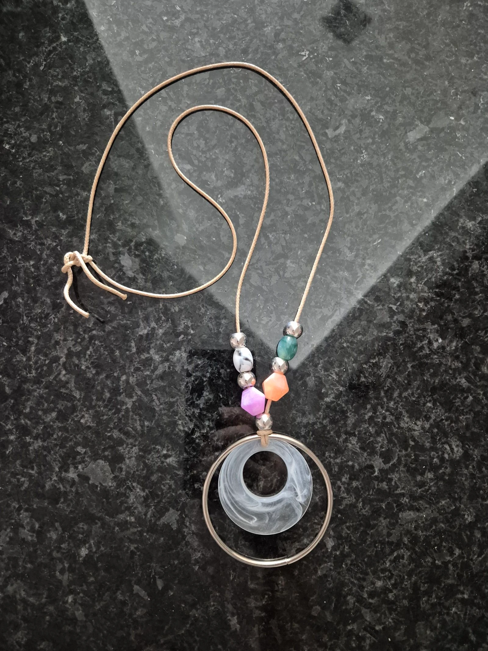 Lange gekleurde ketting – photo 3